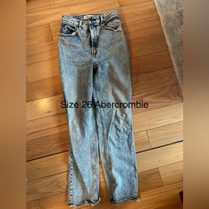 Women's  Abercrombie Jeans Size 26